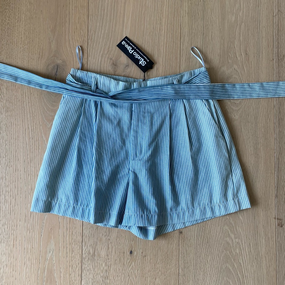 NWT High Rise Blue Shorts